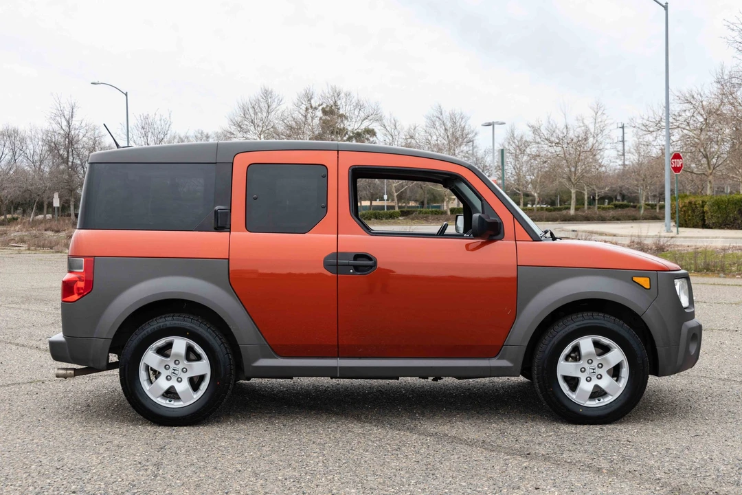 2005 Honda Element - Image 10 of 31