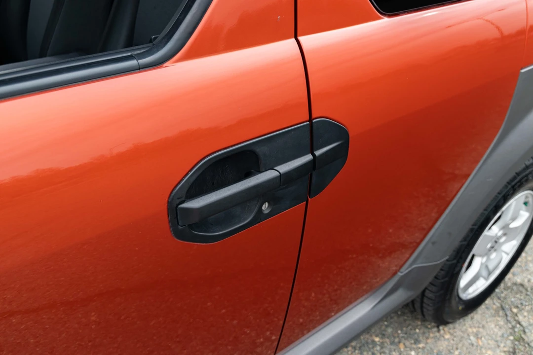 2005 Honda Element - Image 25 of 31