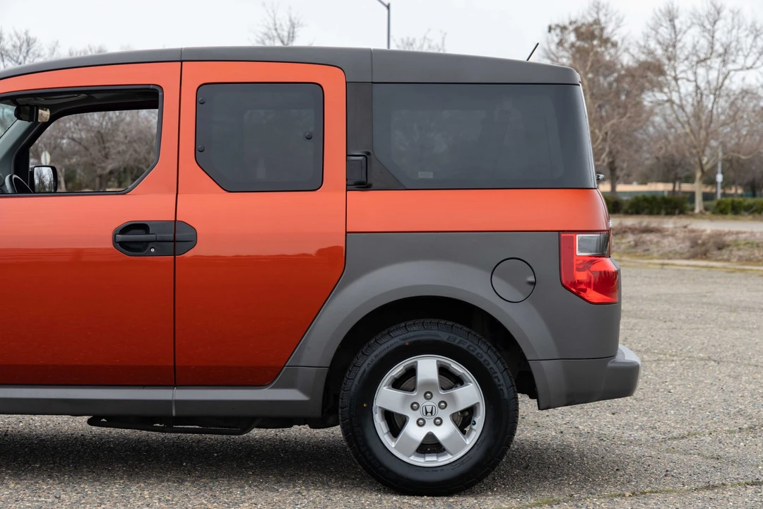 2005 Honda Element - Image 27 of 31