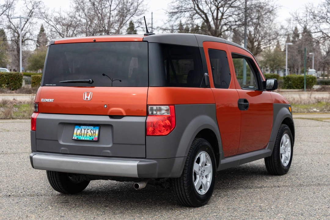 2005 Honda Element - Image 7 of 31
