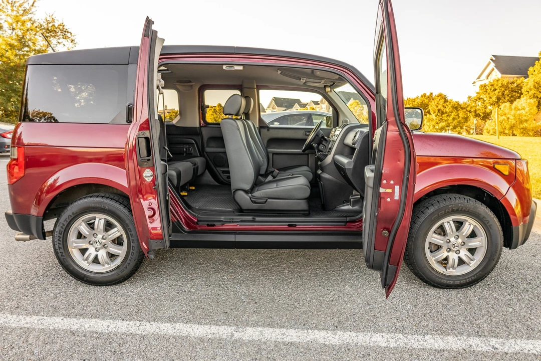 2006 Honda Element - Image 15 of 31