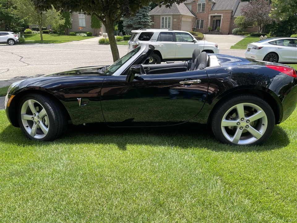 2006 Pontiac Solstice - Image 3 of 31