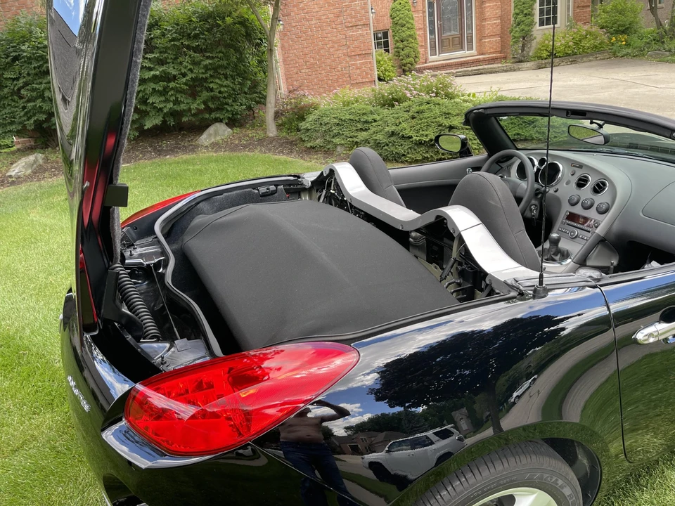 2006 Pontiac Solstice - Image 27 of 31