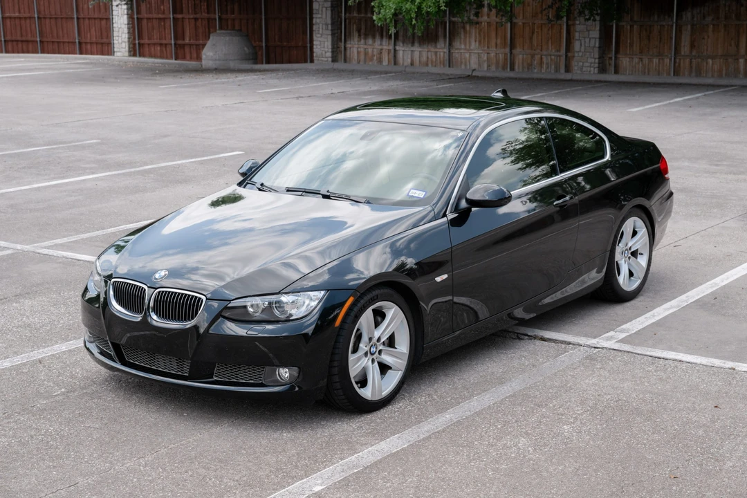2007 BMW E92 335i Coupe - Image 2 of 31
