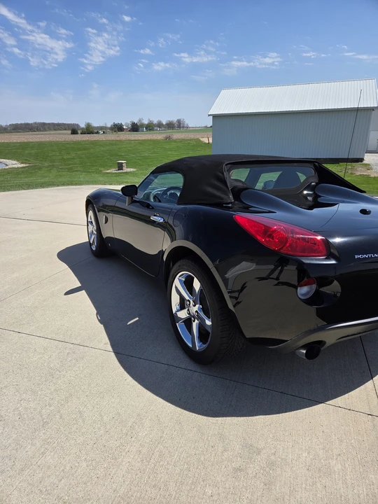 2007 Pontiac Solstice GXP - Image 12 of 31
