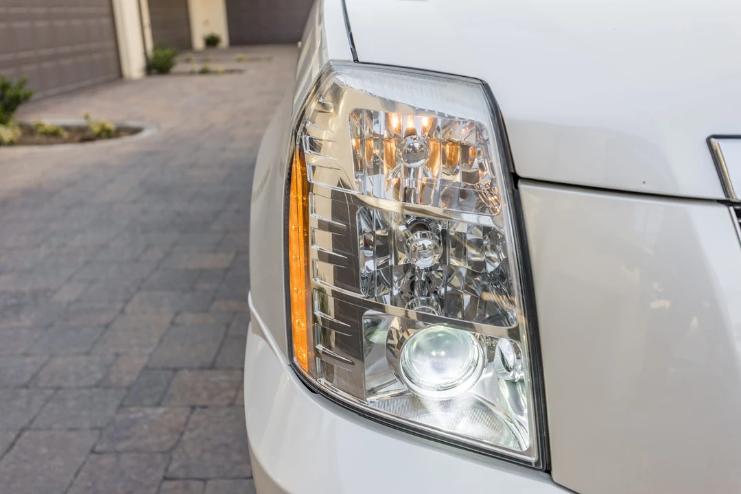 2008 Cadillac Escalade & EXT 3rd Gen - Image 20 of 31