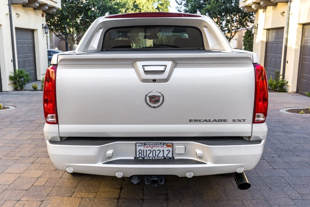 2008 Cadillac Escalade & EXT 3rd Gen - Image 6 of 31