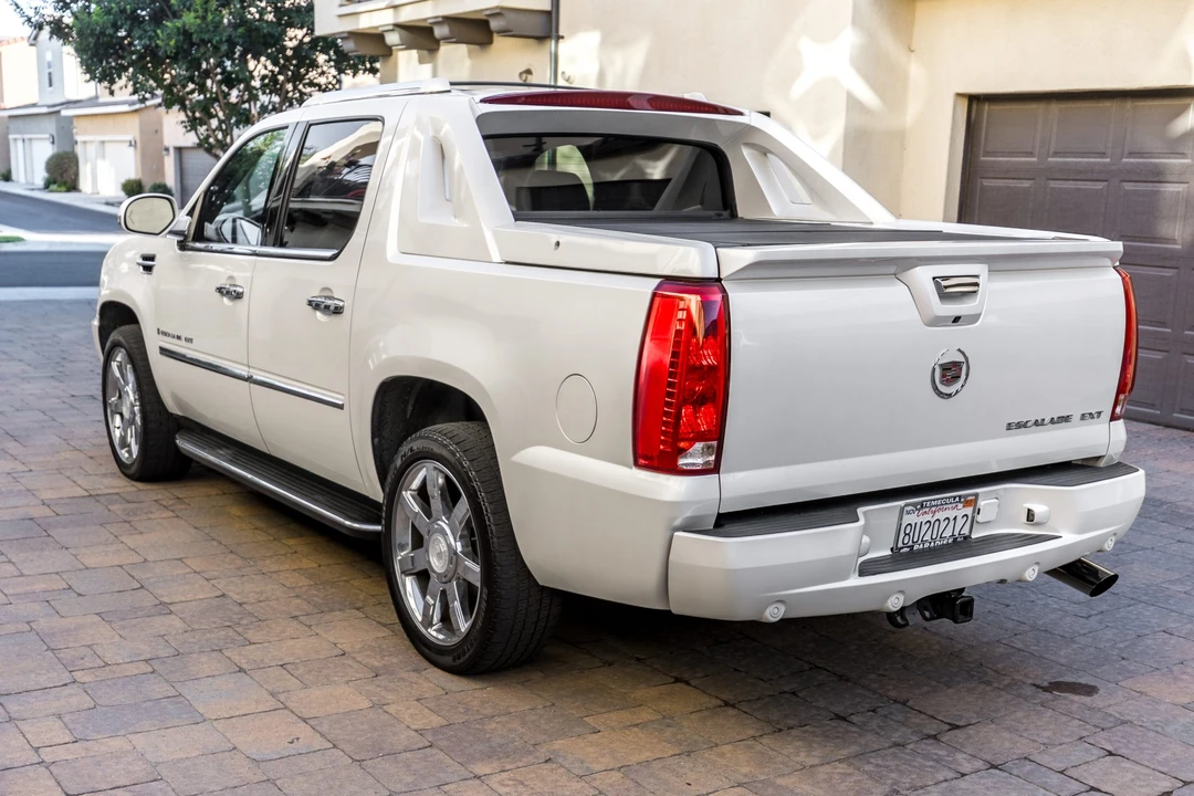 2008 Cadillac Escalade & EXT 3rd Gen - Image 7 of 31