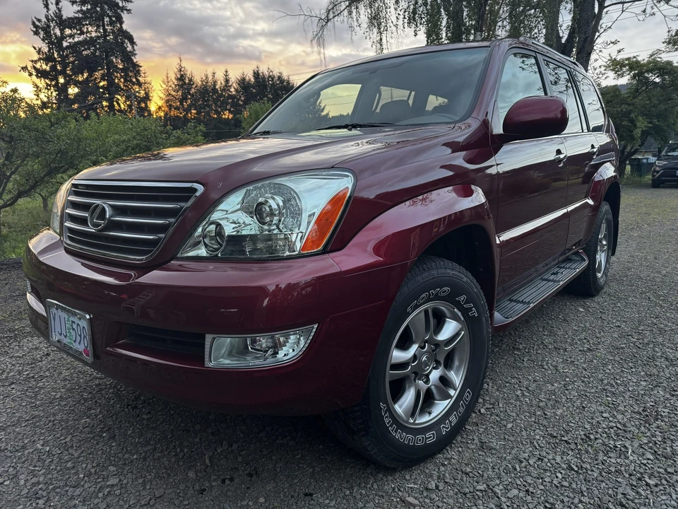 2008 Lexus GX 1st Gen - Image 2 of 31