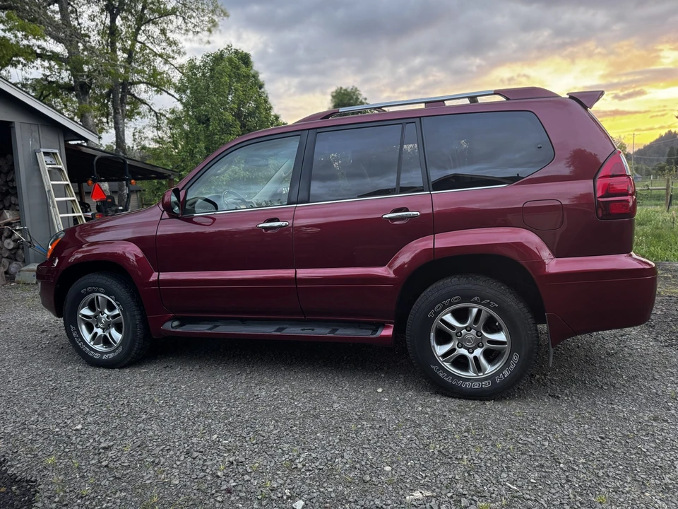 2008 Lexus GX 1st Gen - Image 5 of 31