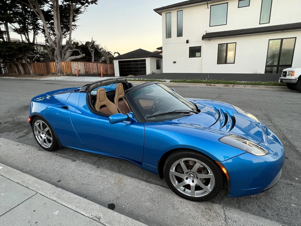 2008 Tesla Roadster - Image 10 of 31