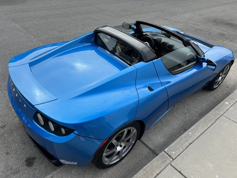 2008 Tesla Roadster - Image 9 of 31