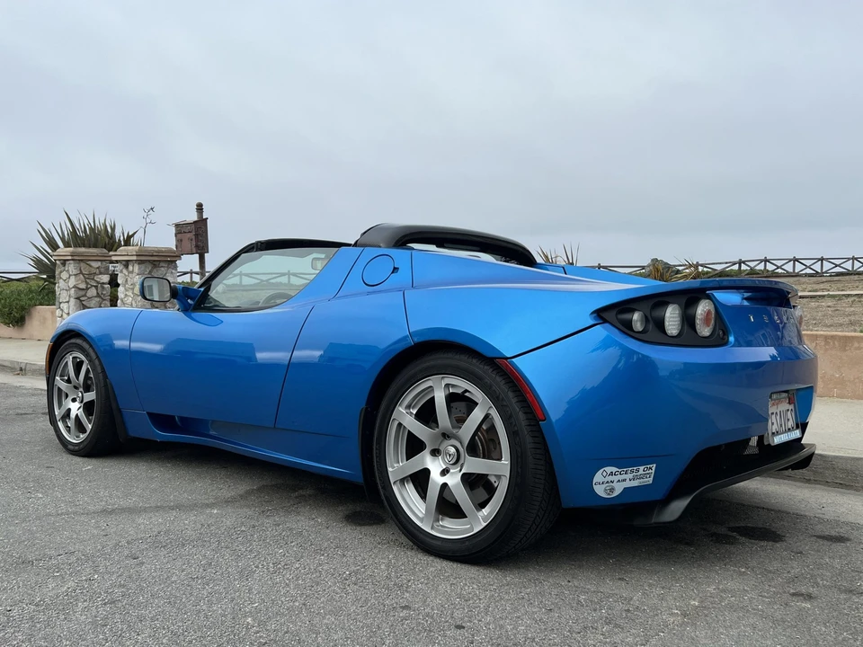 2008 Tesla Roadster - Image 6 of 31