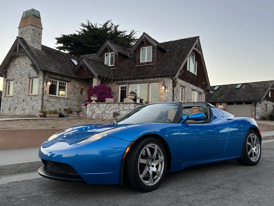 2008 Tesla Roadster - Image 2 of 31