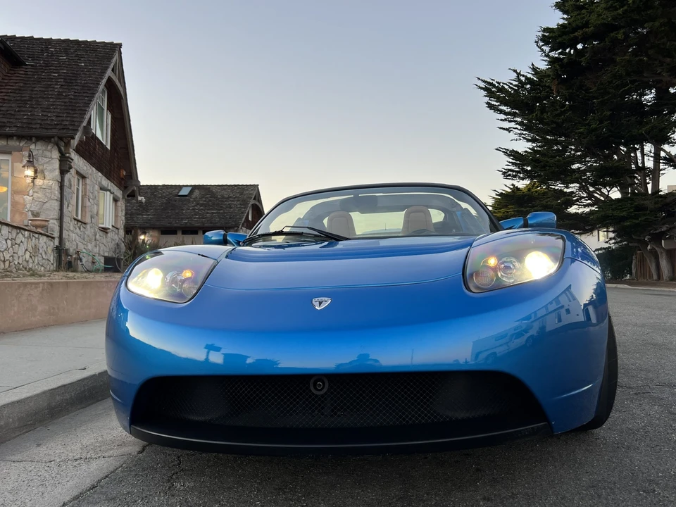 2008 Tesla Roadster - Image 12 of 31