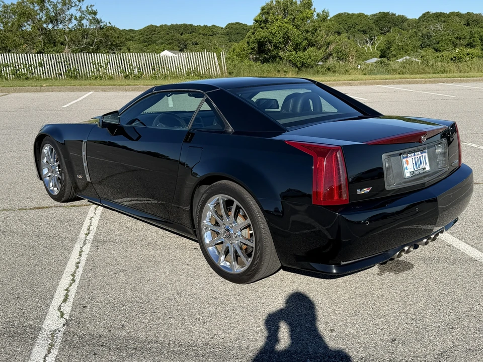2009 Cadillac XLR-V - Image 13 of 31