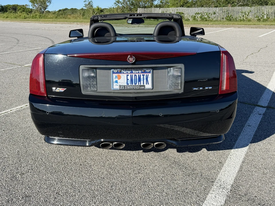 2009 Cadillac XLR-V - Image 6 of 31