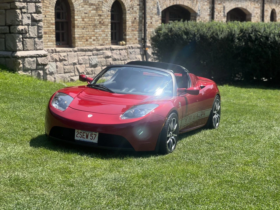2010 Tesla Roadster - Image 7 of 31