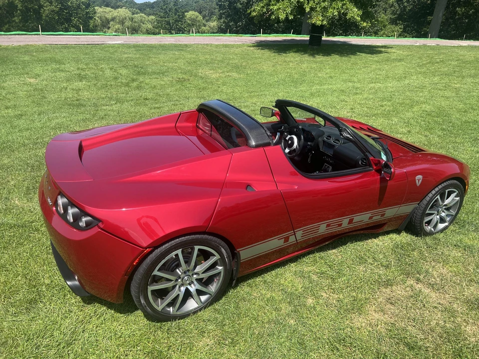2010 Tesla Roadster - Image 26 of 31