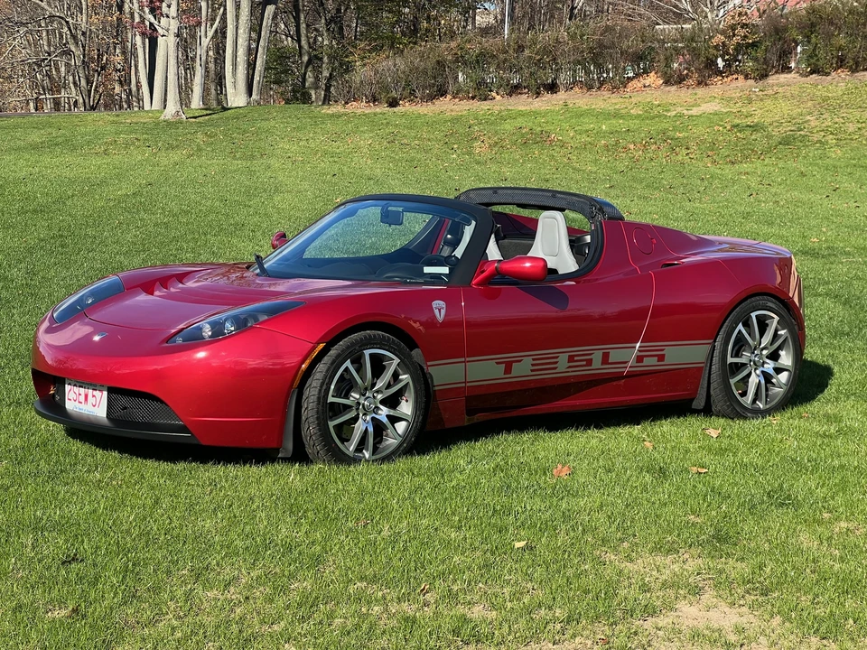 2010 Tesla Roadster - Image 3 of 31