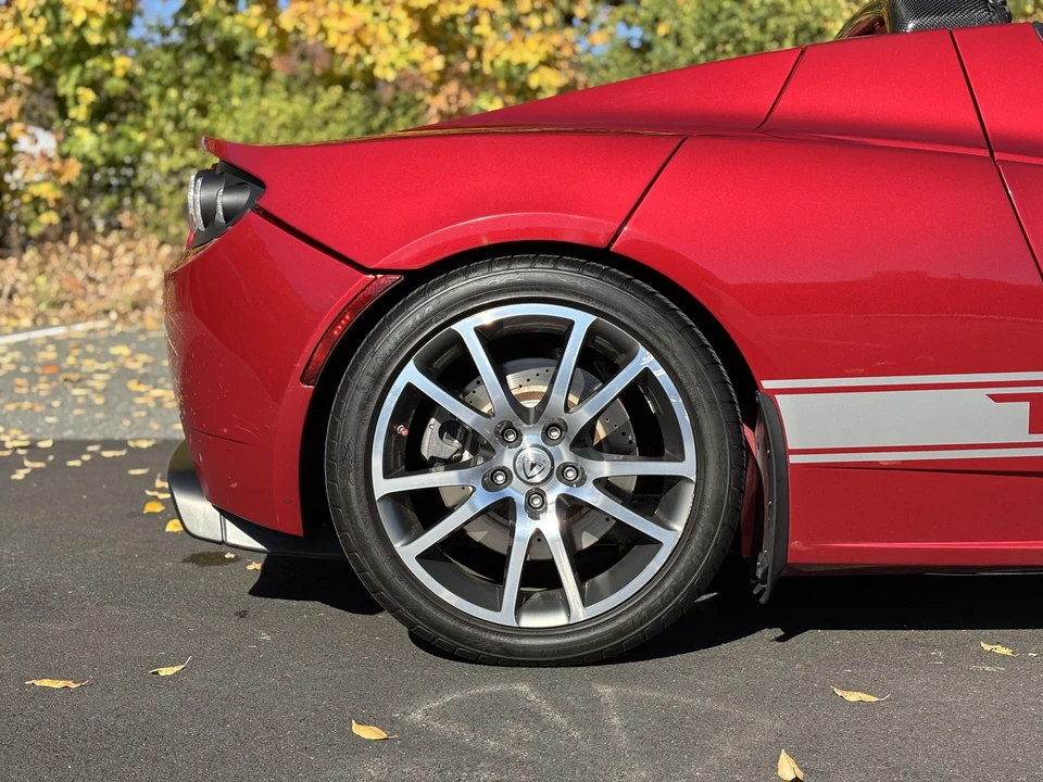 2010 Tesla Roadster - Image 27 of 31