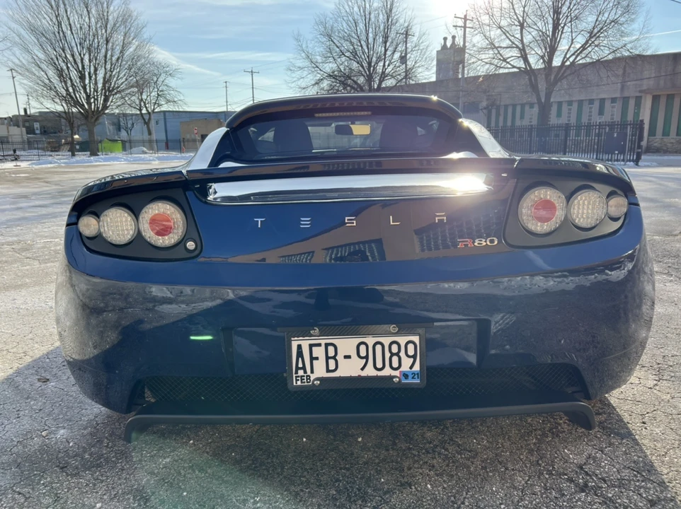 2010 Tesla Roadster - Image 11 of 31
