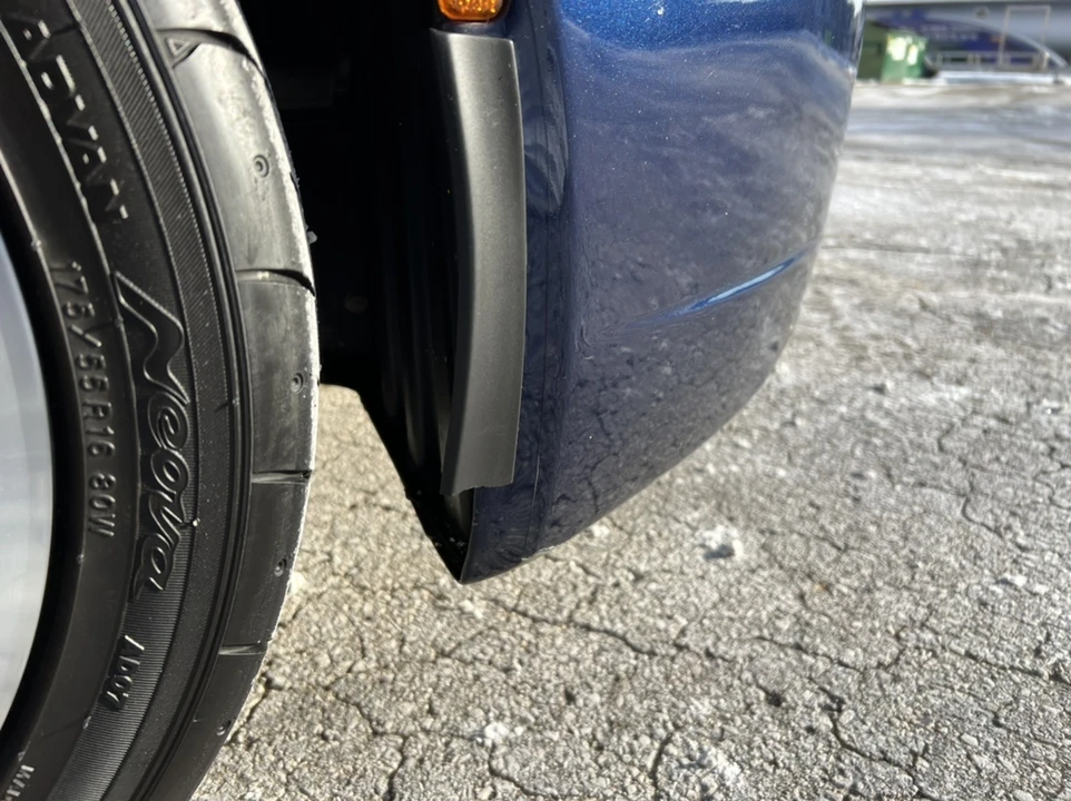 2010 Tesla Roadster - Image 22 of 31