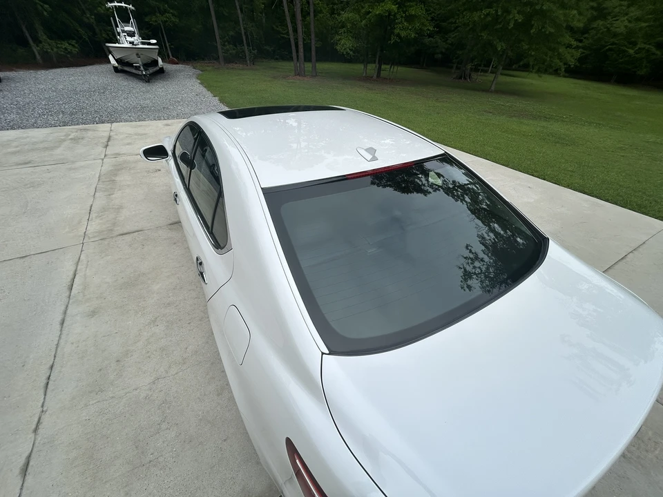 2011 Lexus LS 4th Gen - Image 16 of 31