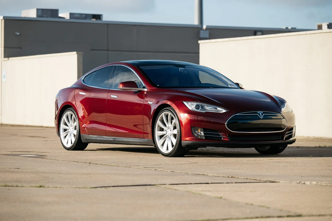 2012 Tesla Model S - Image 12 of 31
