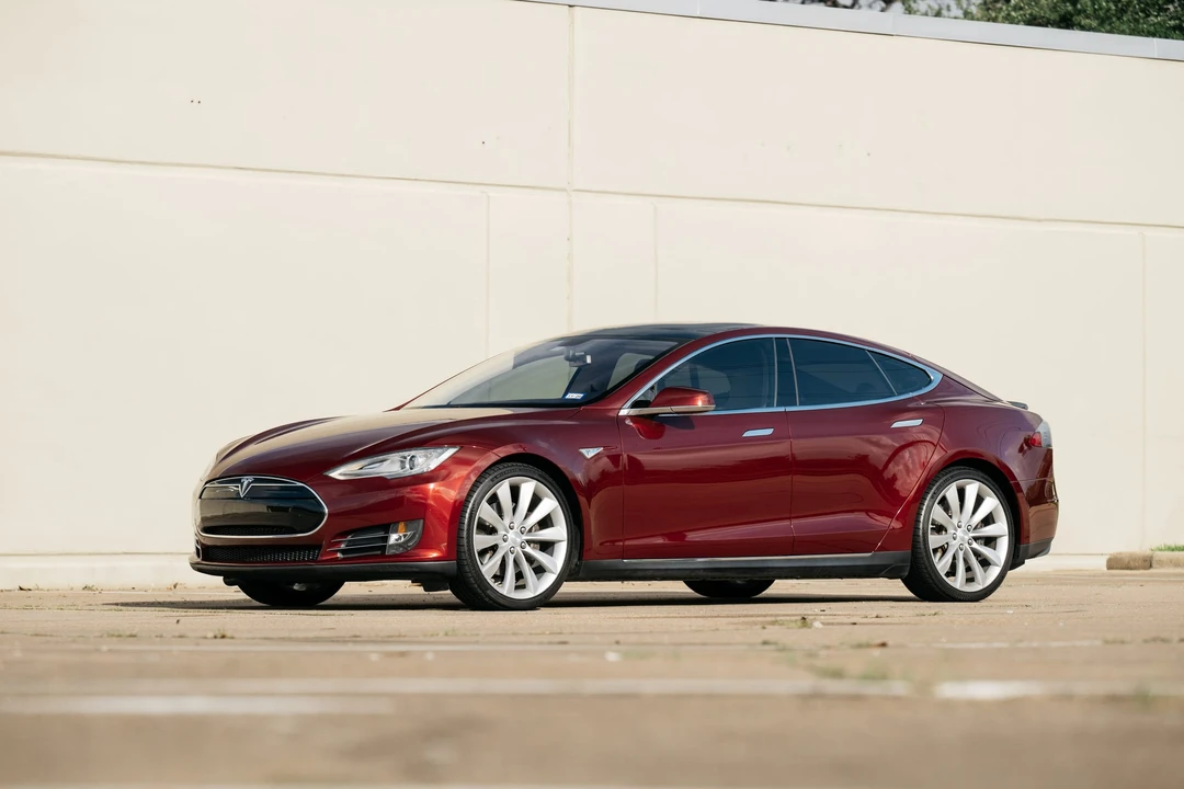 2012 Tesla Model S - Image 3 of 31