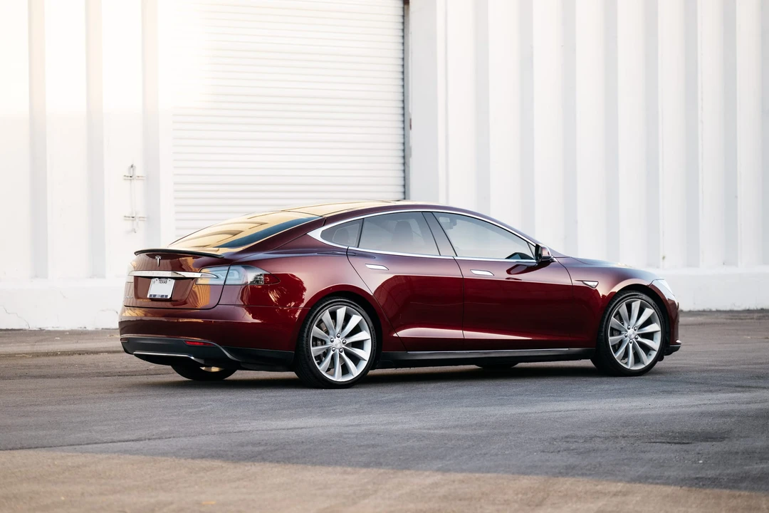2012 Tesla Model S - Image 20 of 31