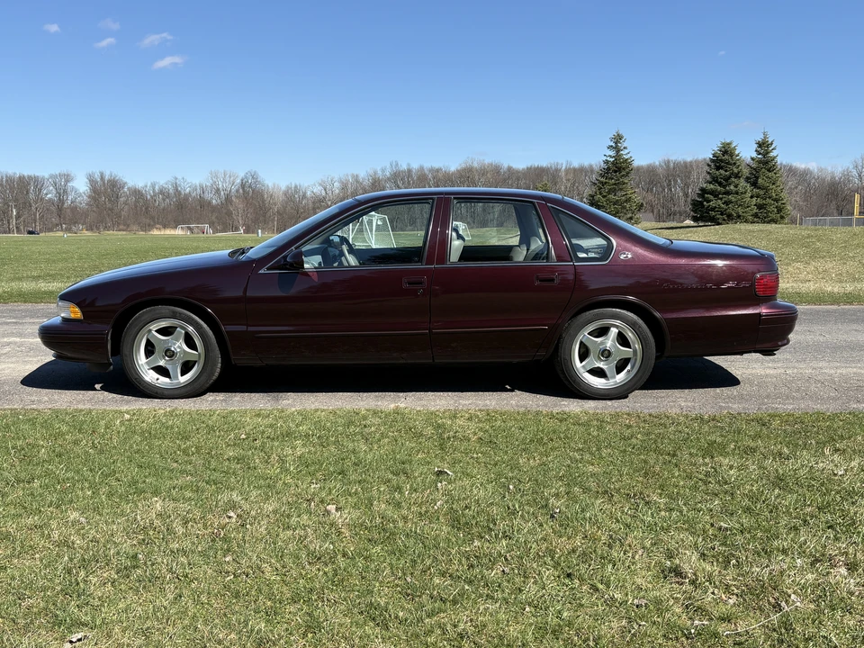 1996 Chevrolet Impala 7th Gen - Image 10 of 31