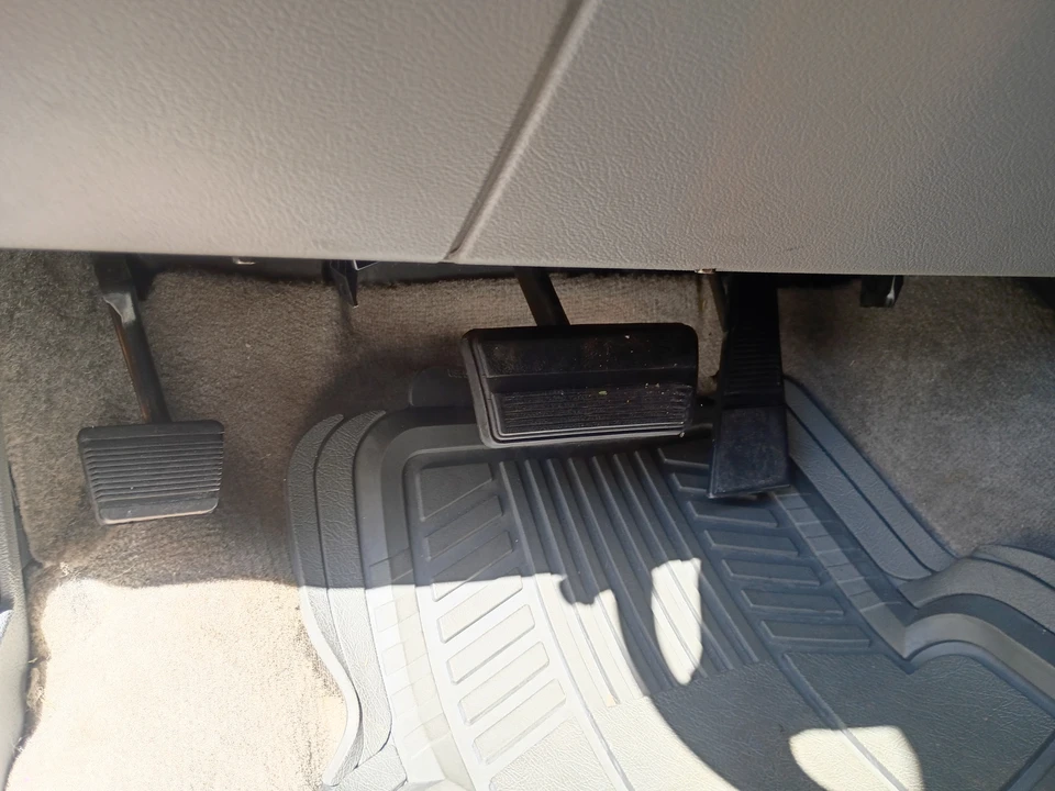 1996 Chevrolet Impala 7th Gen - Image 24 of 31