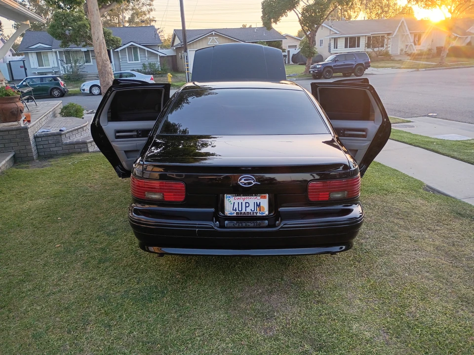 1996 Chevrolet Impala 7th Gen - Image 17 of 31