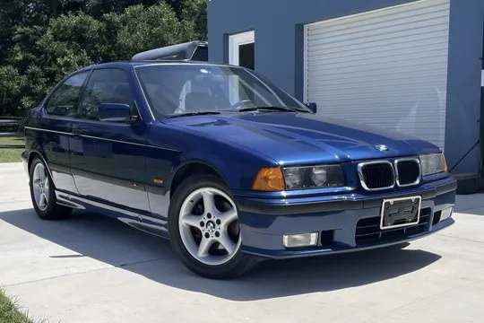 1999 BMW 318ti Sport 5-Speed