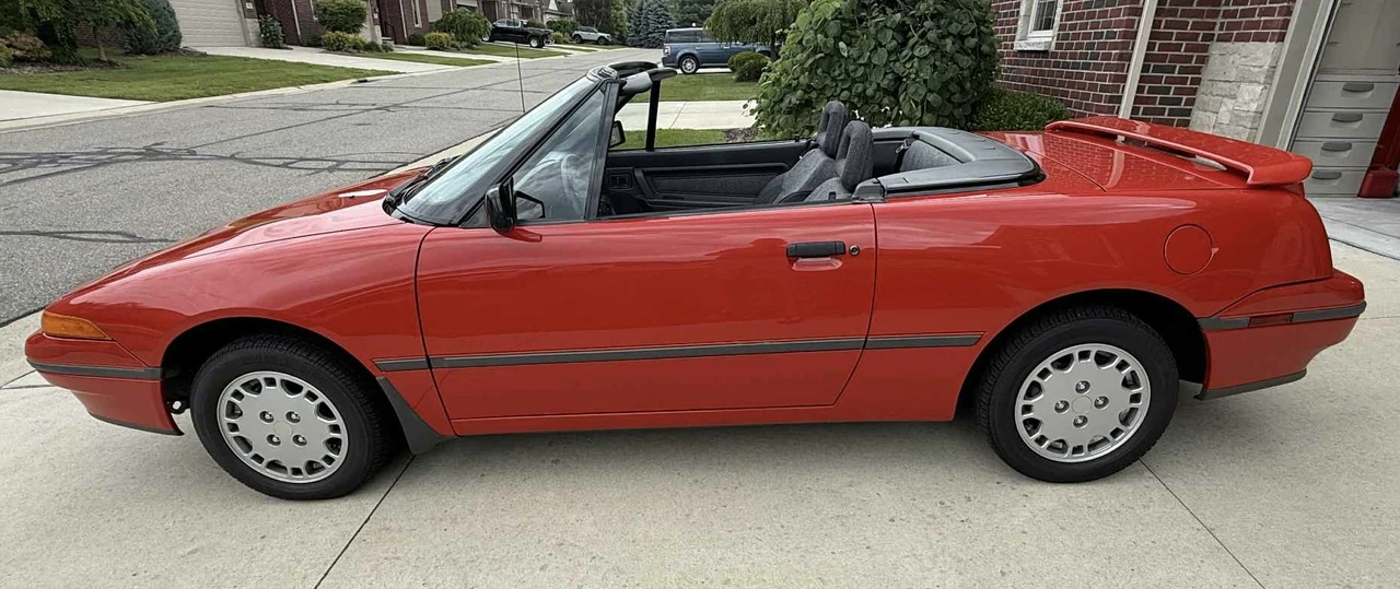 1991 Mercury Capri - Image 9 of 31