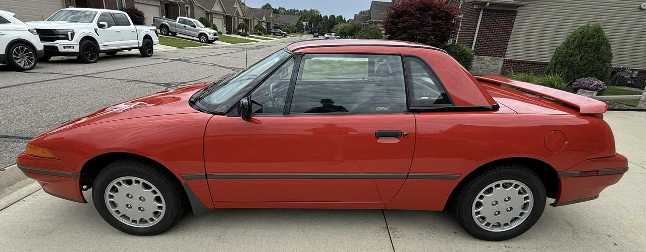 1991 Mercury Capri - Image 8 of 31