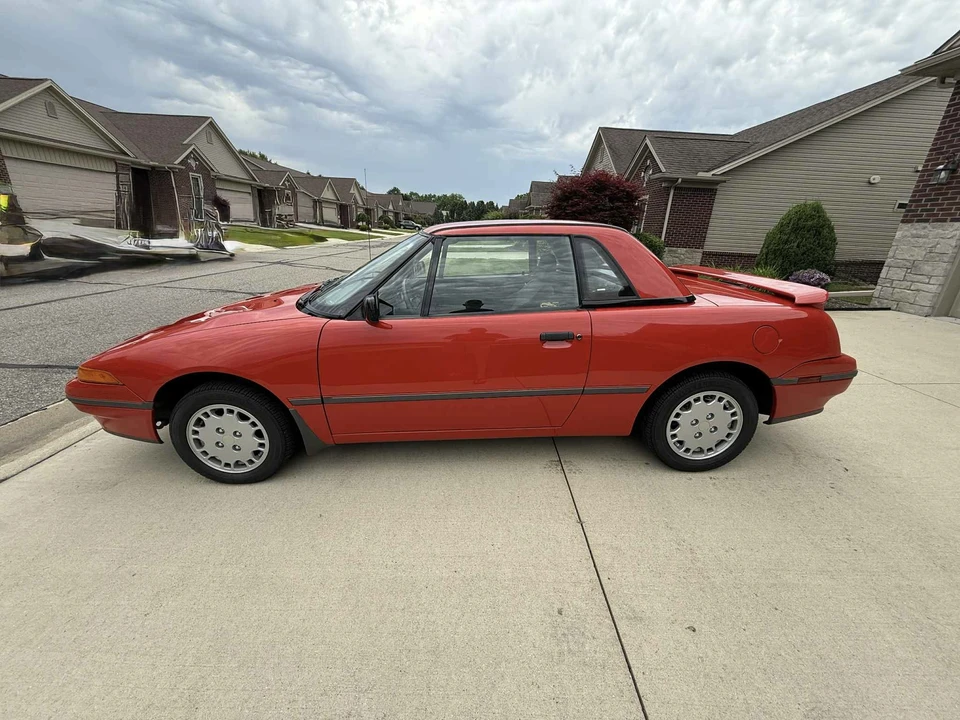 1991 Mercury Capri - Image 7 of 31