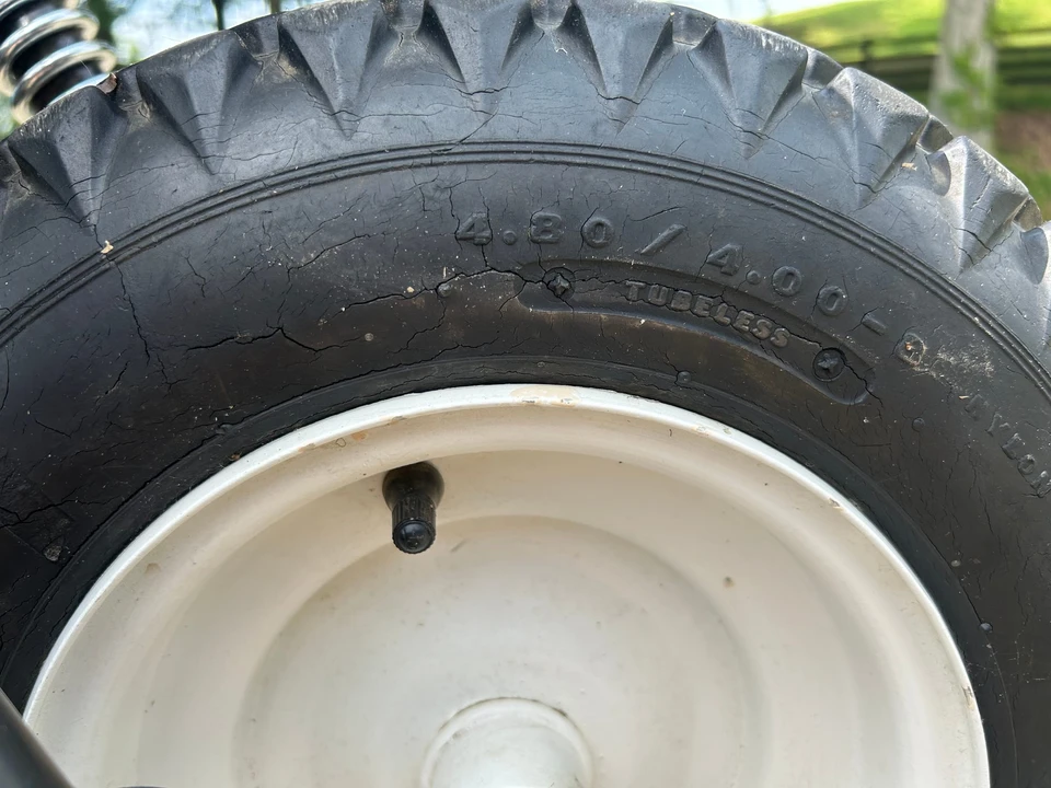 Vehicle image 27 of 31