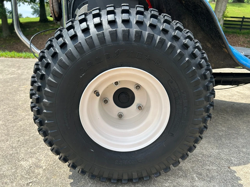 Vehicle image 25 of 31