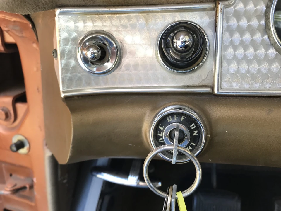 1957 Ford Thunderbird 1st Gen - Image 22 of 31