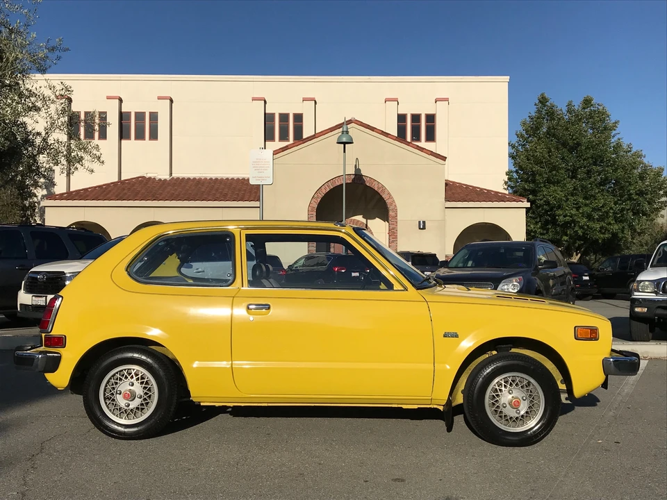 1975 Honda Civic 1st Gen - Image 10 of 31