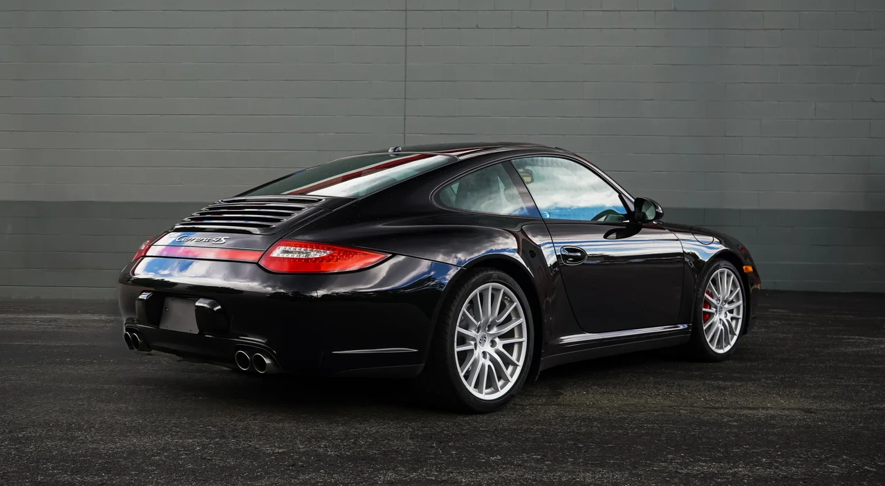2010 Porsche 997 Carrera 4S - Image 5 of 31
