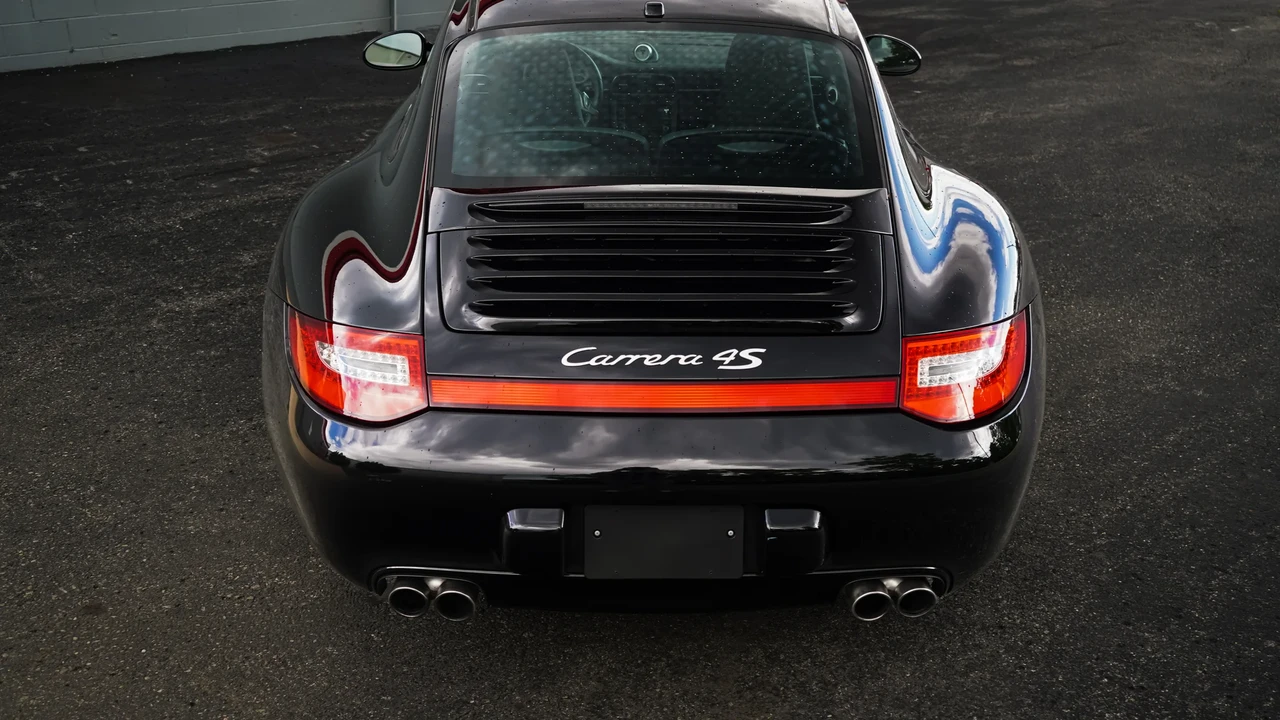 2010 Porsche 997 Carrera 4S - Image 21 of 31
