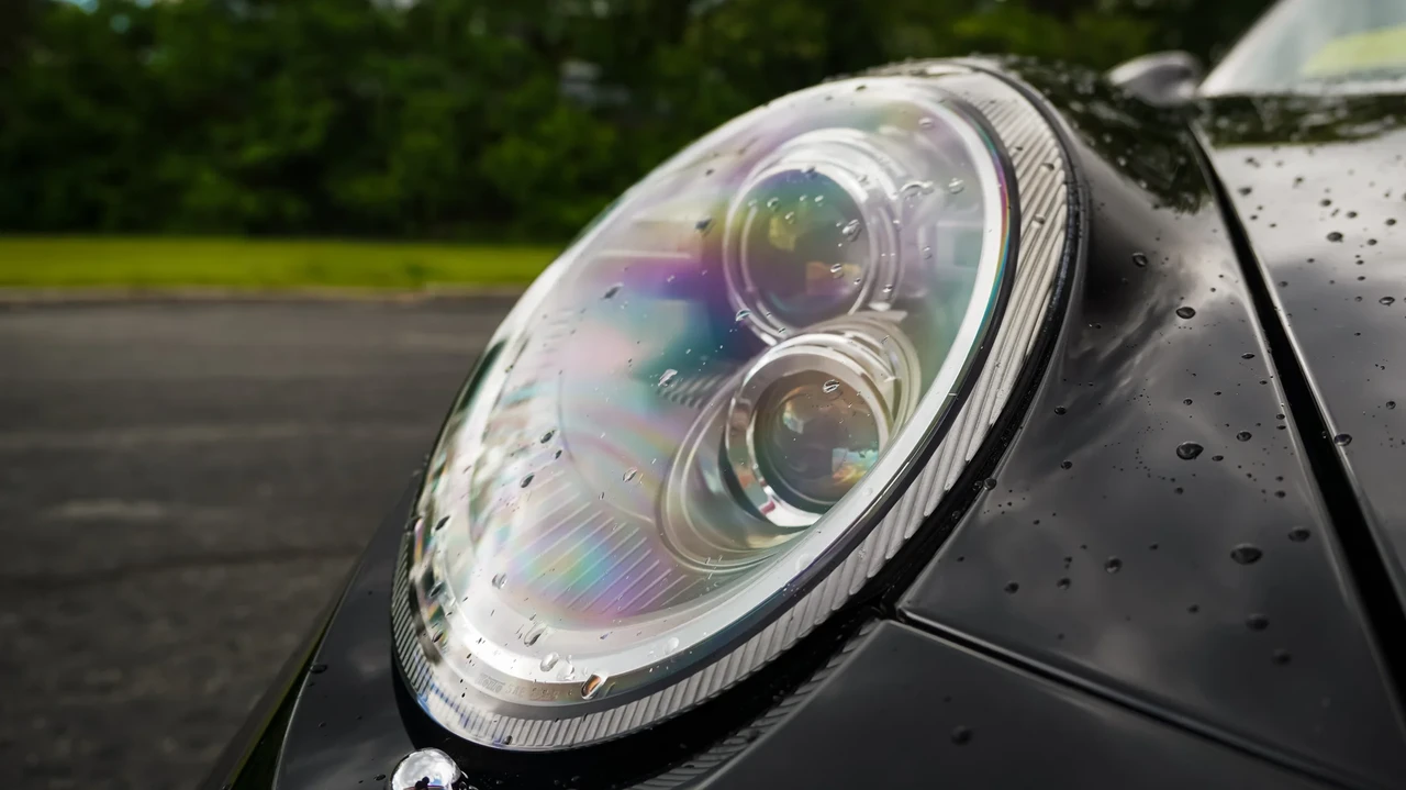 2010 Porsche 997 Carrera 4S - Image 11 of 31