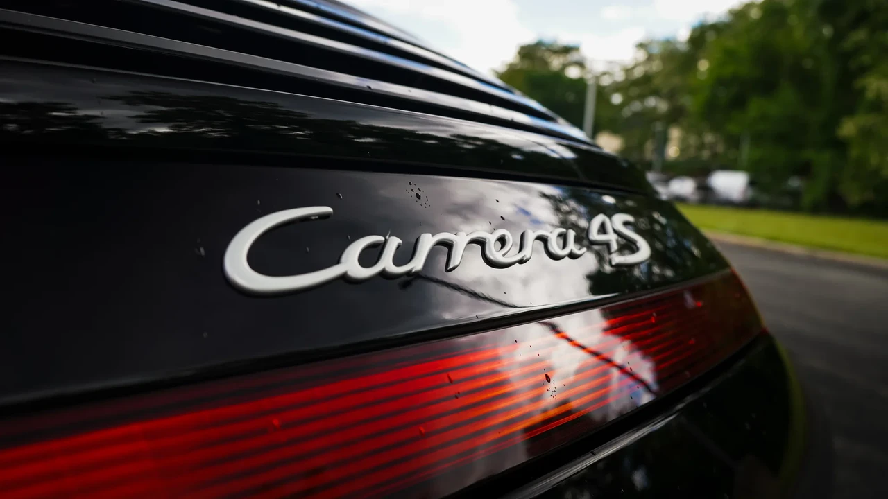 2010 Porsche 997 Carrera 4S - Image 23 of 31