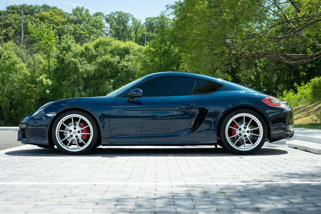 2016 Porsche 981 Cayman GTS - Image 14 of 31