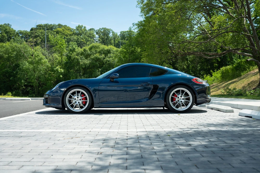 2016 Porsche 981 Cayman GTS - Image 15 of 31