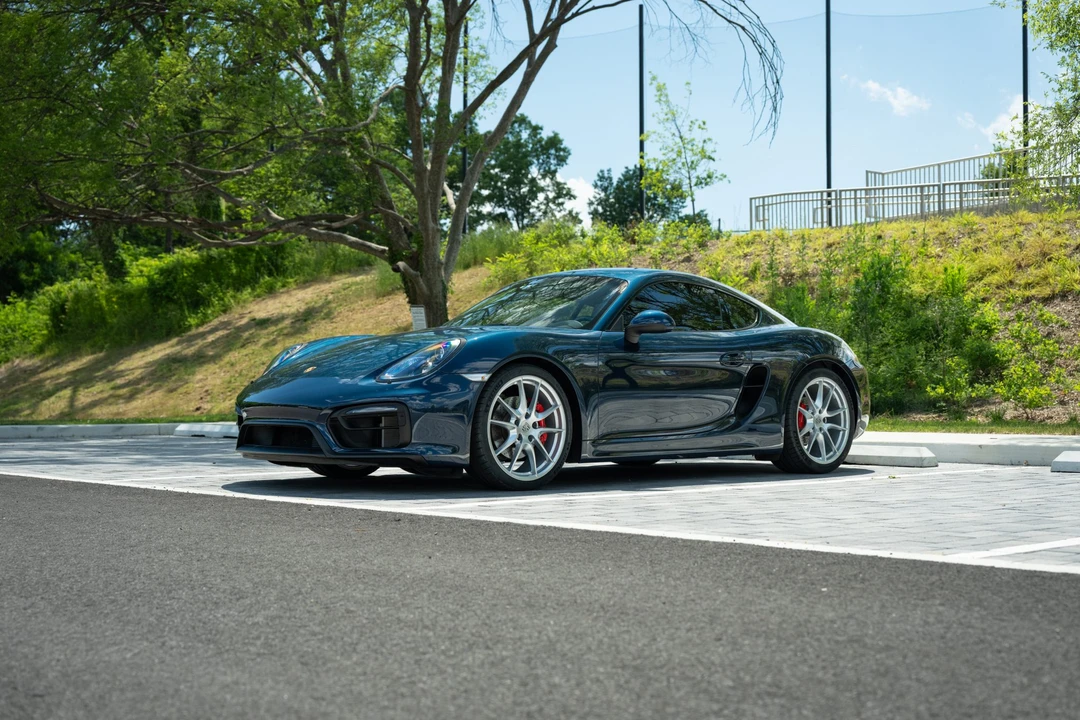 2016 Porsche 981 Cayman GTS - Image 2 of 31