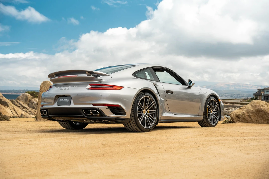 2017 Porsche 991 Turbo - Image 27 of 31